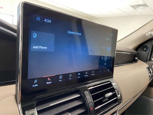 Used 2024 Lincoln Navigator L Reserve image 41