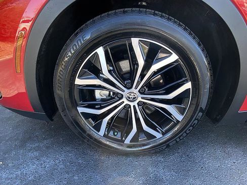 Certified 2023 Toyota Crown Limited image 8