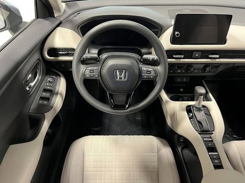 New 2026 Honda HR-V LX image 17