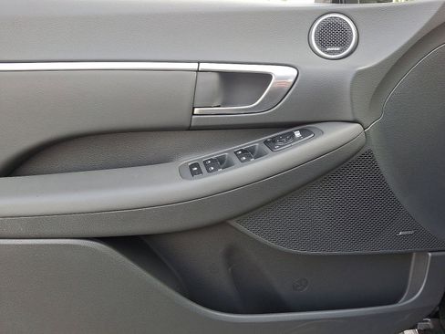 Used 2023 Hyundai Sonata SEL Plus w/ Cargo Package image 16