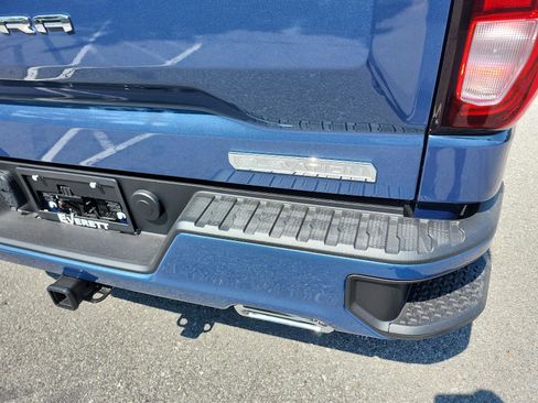 New 2026 GMC Sierra 1500 Elevation image 4