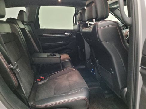 Used 2020 Jeep Grand Cherokee Trailhawk AWD/4WD image 19