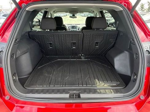 Used 2024 Chevrolet Equinox LT w/ LPO, Floor Liner Package image 9