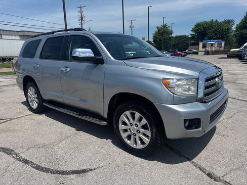 Used 2014 Toyota Sequoia Platinum RWD image 7