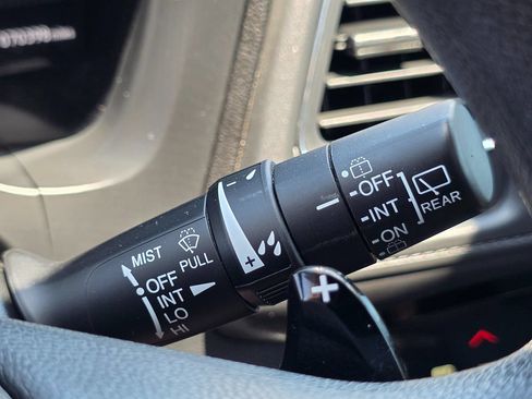 Used 2022 Honda HR-V EX image 46