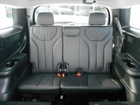 Used 2023 Hyundai Palisade Limited w/ Cargo Package image 7