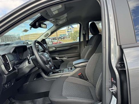 Used 2024 Ford Ranger XLT w/ Advanced Towing Package image 13