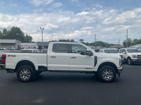 New 2026 Ford F350 Lariat w/ Chrome Package AWD/4WD image 4
