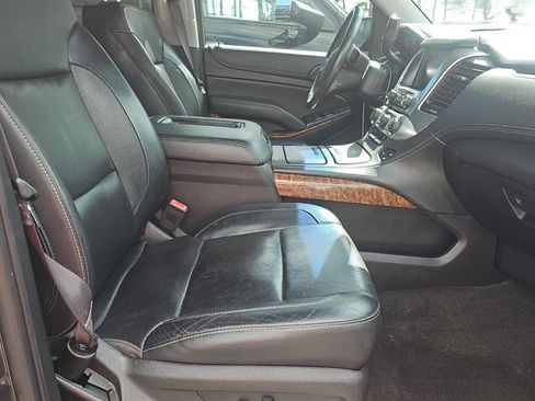 Used 2017 Chevrolet Suburban Premier AWD/4WD image 9