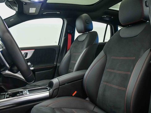 Used 2024 Mercedes-Benz GLA 35 AMG 4MATIC image 30