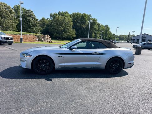 Used 2019 Ford Mustang GT Premium w/ Equipment Group 401A RWD image 11
