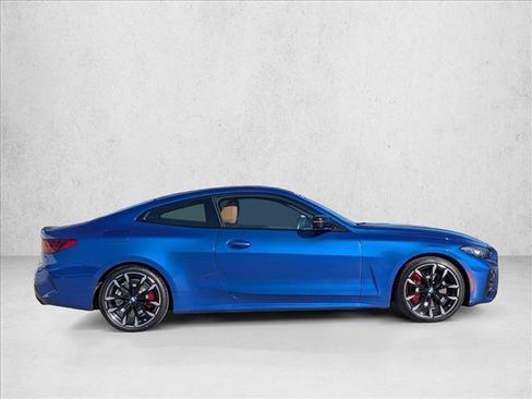 Used 2025 BMW M440i Coupe w/ Premium Package image 4