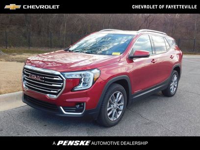 Used 2022 GMC Terrain SLT w/ Infotainment Package II