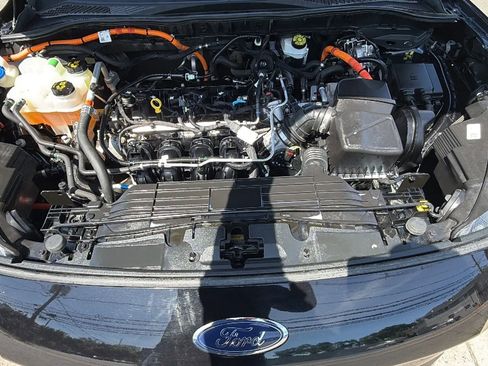 Used 2021 Ford Escape SE w/ Convenience Package AWD/4WD image 24