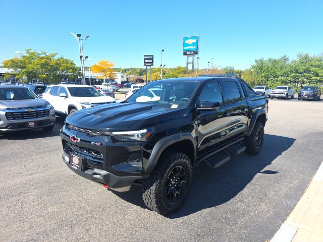 New 2026 Chevrolet Colorado ZR2 w/ Midnight Edition AWD/4WD image 6
