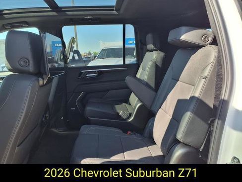 New 2026 Chevrolet Suburban Z71 w/ Z71 Off-Road Package AWD/4WD image 10
