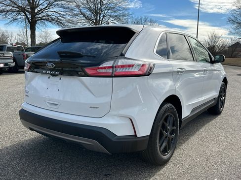 Used 2022 Ford Edge SEL image 5
