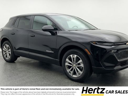 Used 2025 Chevrolet Equinox LT image 1