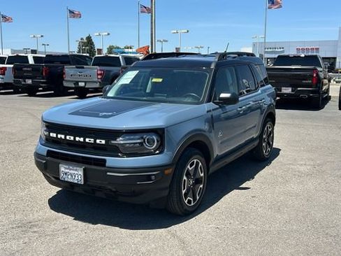 Used 2024 Ford Bronco Sport Outer Banks w/ Topo Graphic Package image 8