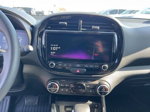 Certified 2023 Kia Soul S image 17