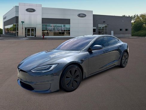 Used 2022 Tesla Model S Plaid AWD/4WD image 5