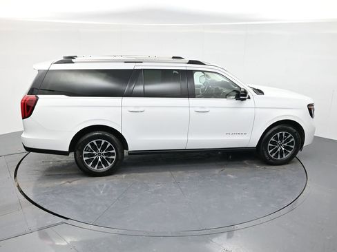 Certified 2025 Ford Expedition Max Platinum image 45