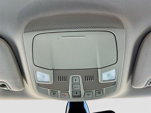 Used 2020 Ford Fusion SE image 33