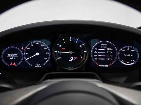 Used 2024 Porsche 911 Carrera 4S image 40