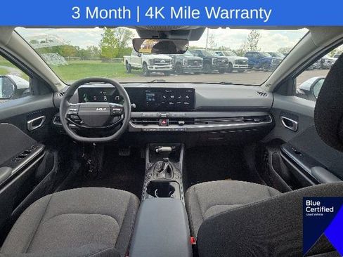 Used 2025 Kia K4 FWD image 17