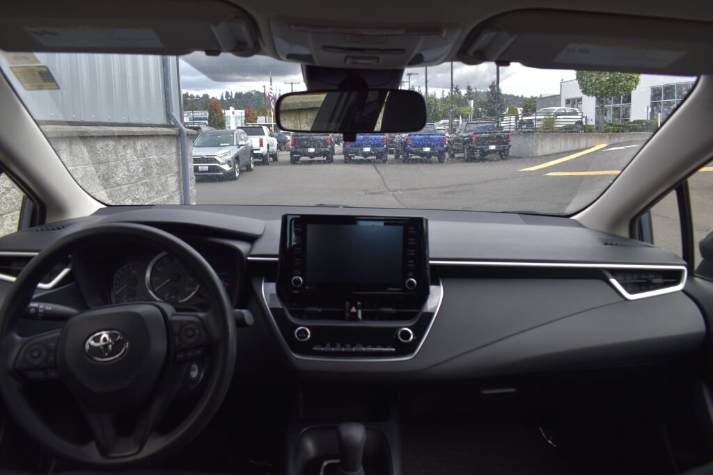 Certified 2022 Toyota Corolla LE FWD image 26