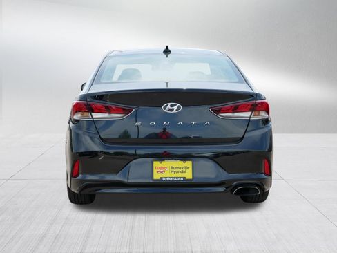 Used 2018 Hyundai Sonata SEL w/ Tech Package 02 FWD image 6