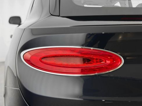 New 2025 Bentley Bentayga image 47