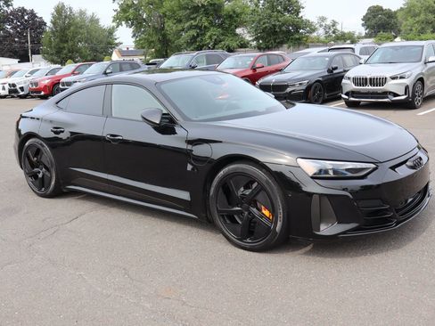 Used 2023 Audi RS e-tron GT w/ Carbon Performance Package AWD/4WD image 3