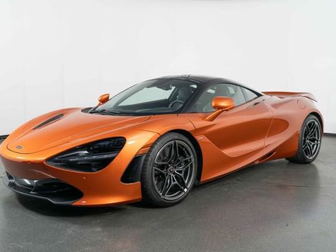 Used 2018 McLaren 720S RWD image 4