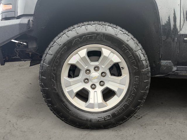 Used 2018 Chevrolet Silverado 1500 LT w/ True North Edition AWD/4WD image 9