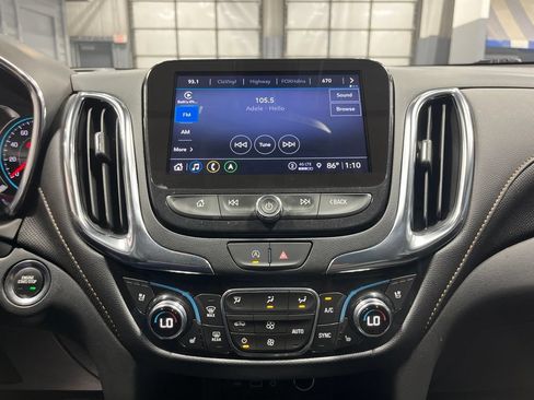 Used 2022 Chevrolet Equinox Premier AWD/4WD image 30