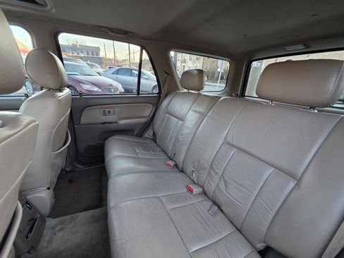 Used 2000 Toyota 4Runner Limited image 31