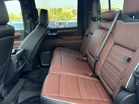 New 2026 GMC Sierra 2500 Denali Ultimate AWD/4WD image 5