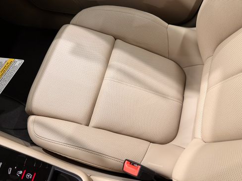 New 2026 Porsche Macan image 56