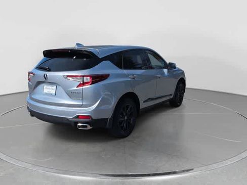 Used 2026 Acura RDX SH-AWD image 8