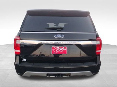 Used 2020 Ford Expedition XLT w/ Equipment Group 202A image 5