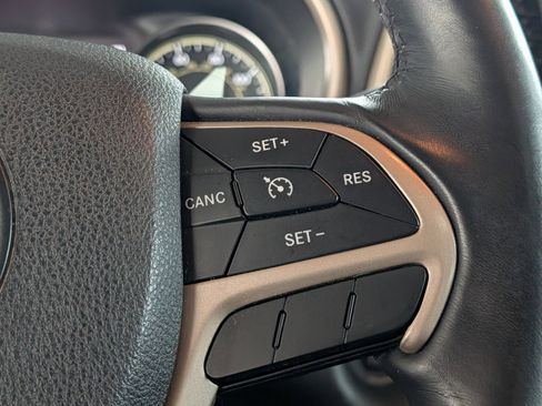 Used 2014 Jeep Cherokee Limited w/ Trailer Tow Group image 20