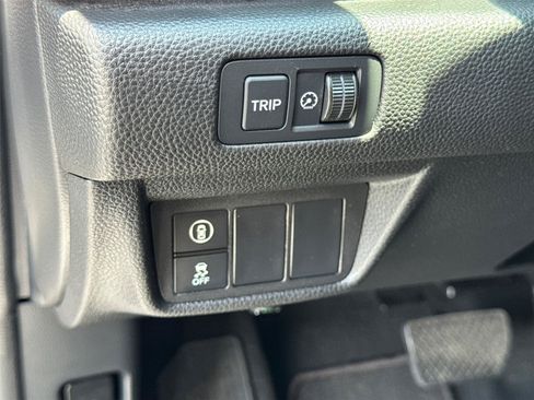Used 2018 Honda Accord LX image 28
