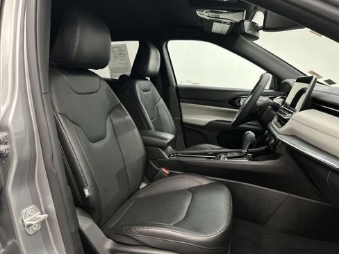 Used 2023 Jeep Compass Limited AWD/4WD image 28