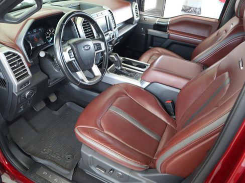 Used 2019 Ford F150 Platinum w/ Equipment Group 701A Luxury AWD/4WD image 37
