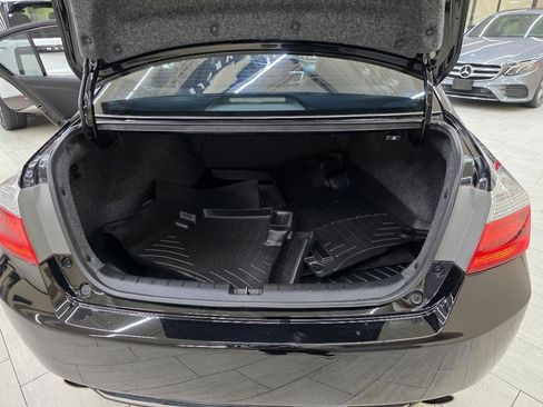 Used 2014 Honda Accord Touring image 12