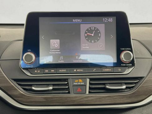 Used 2024 Nissan Altima 2.5 SV FWD image 15