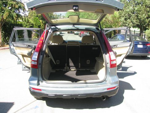 Used 2011 Honda CR-V LX image 7
