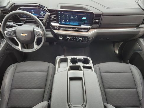Used 2023 Chevrolet Silverado 1500 LT AWD/4WD image 33