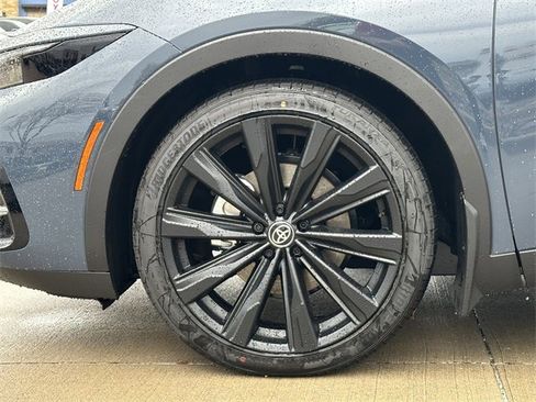 New 2026 Toyota Crown Nightshade image 9